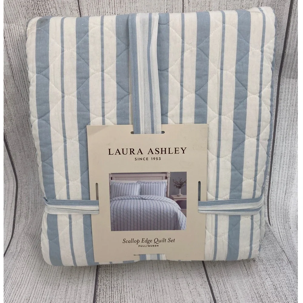 Laura Ashley Scallop Edge Quilt Set Full/Queen Blue White Striped Feminine Cozy